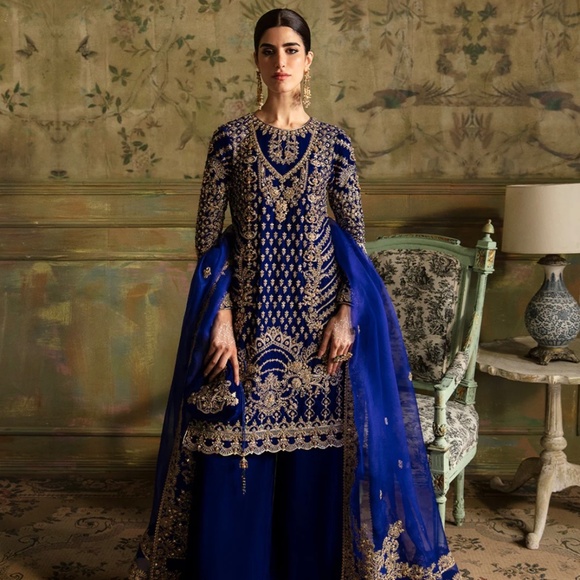 Women’s Salwar Kameez - Picture 1 of 1